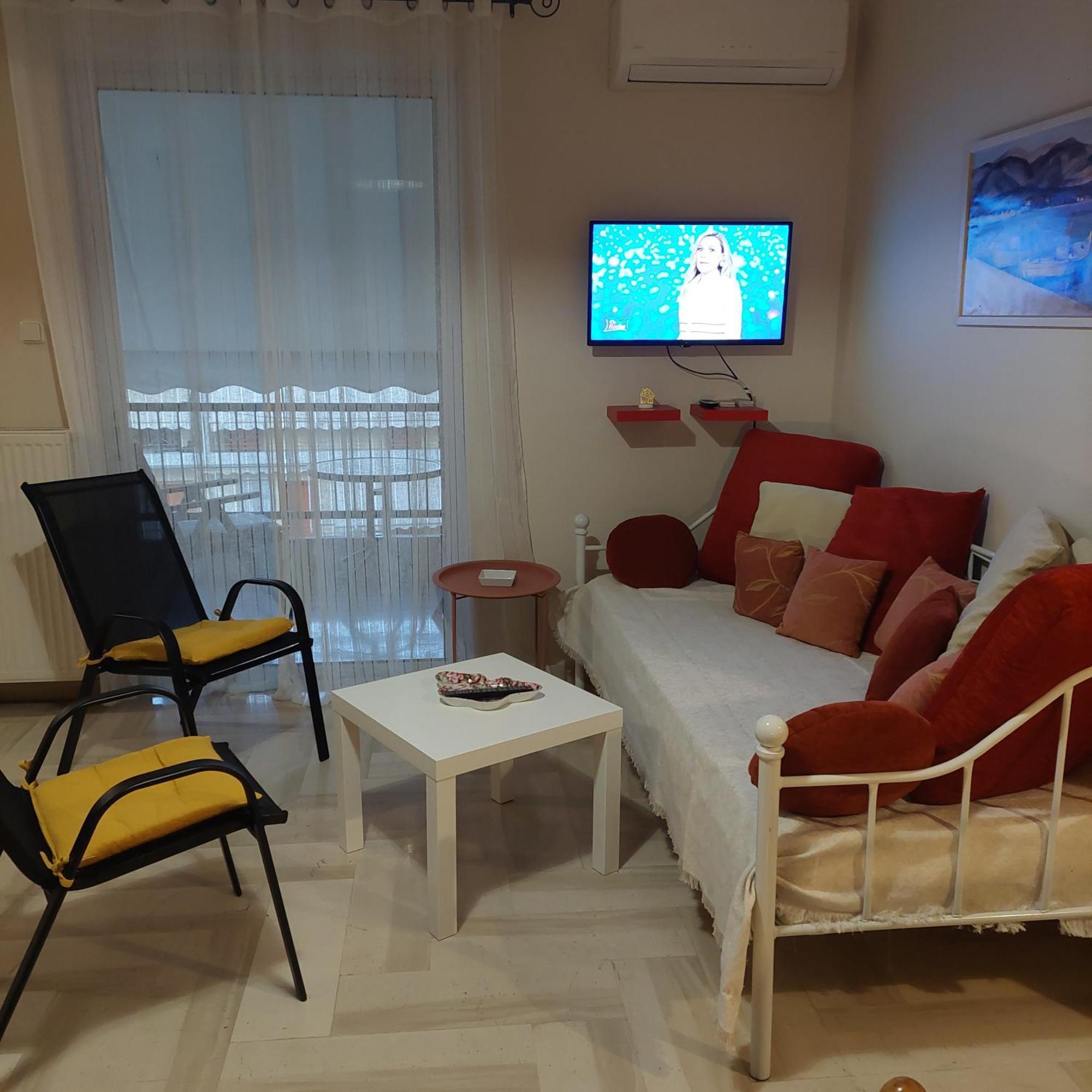 Family Apartment Патра Экстерьер фото
